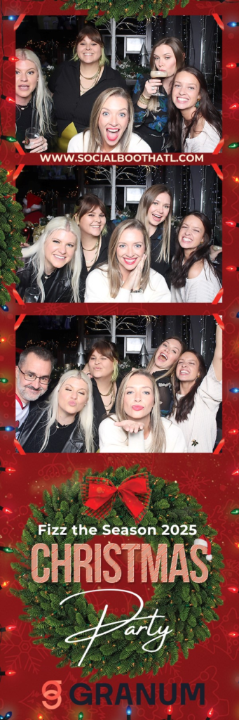 Single 2 by 6 photo strip from Granum Christmas